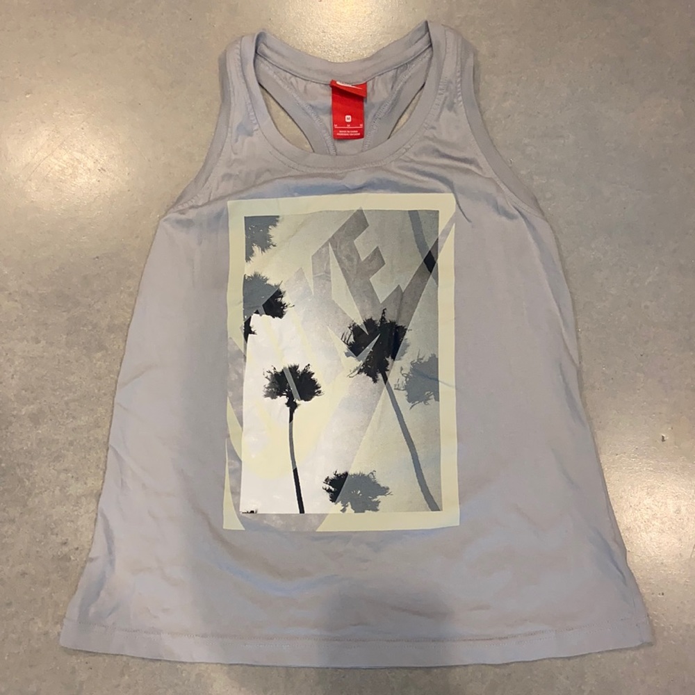 Nike tank
